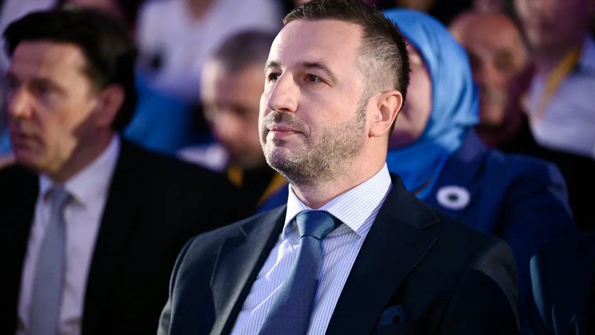 Semir Efendić ostaje na čelu Stranke za BiH nakon jednoglasne podrške na 5. kongresu