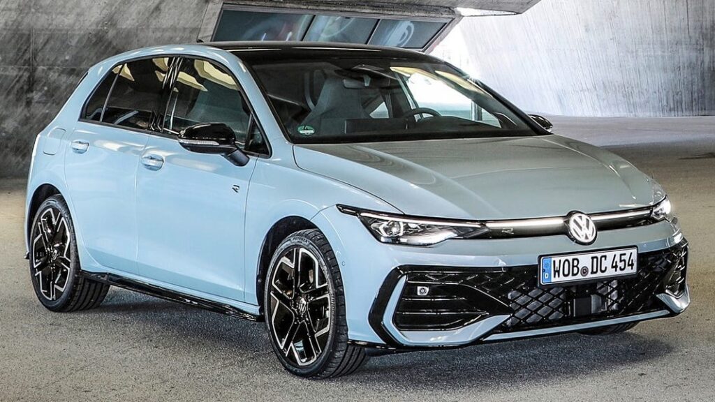 Volkswagen predstavio Golf Hybrid s dva elektromotora, stiže za Europu