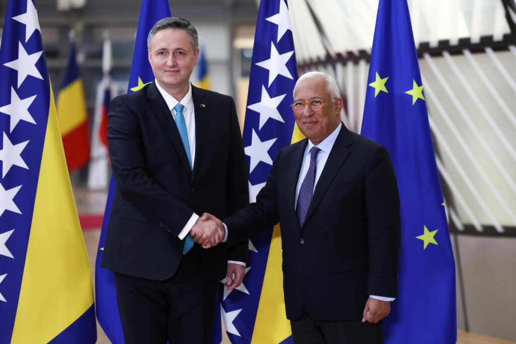 Članovi Predsjedništva BiH na sastanku