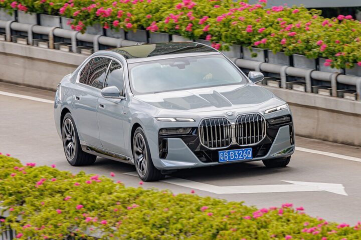 BMW Alpina najavljuje novu veliku V8 limuzinu kao duhovnog nasljednika B7