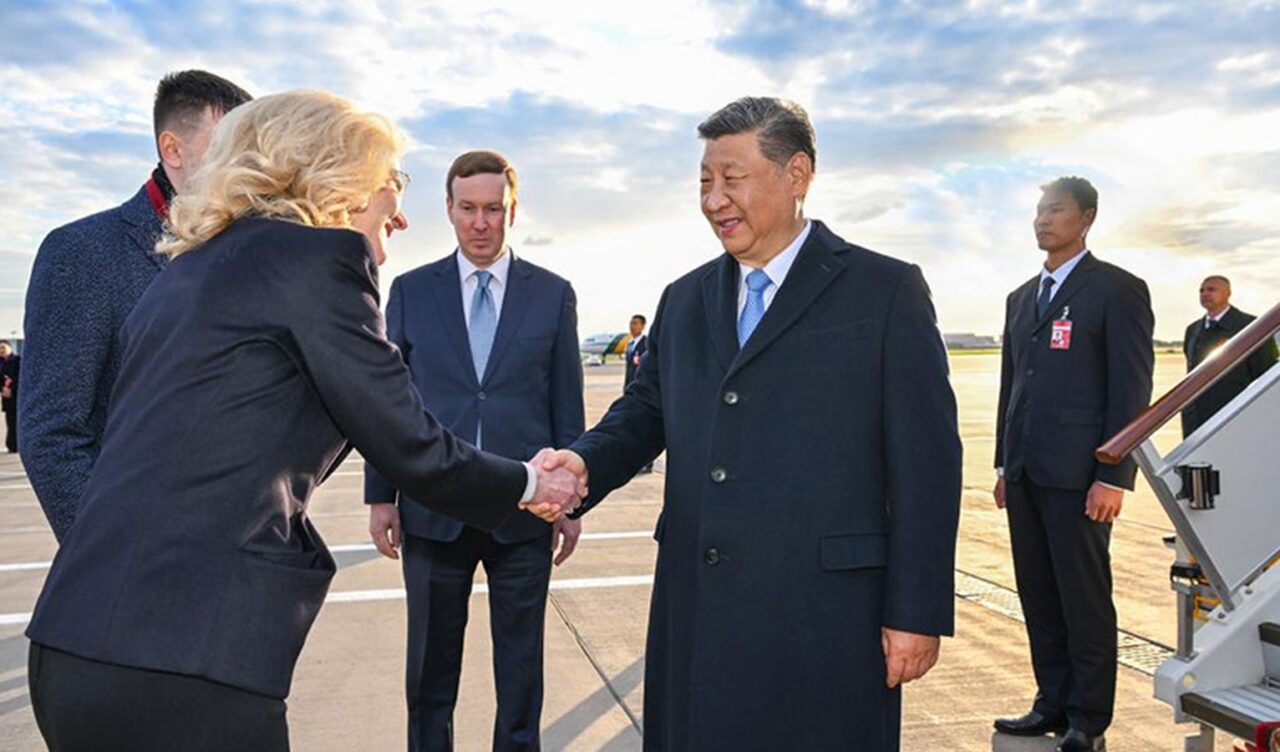 Xi Jinping i Vladimir Putin na službenom susretu.