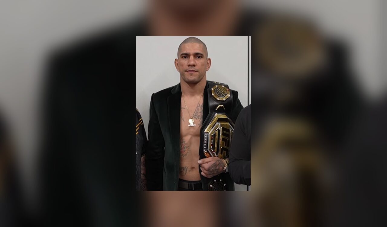 Alex Pereira tokom intervjua nakon UFC 300.