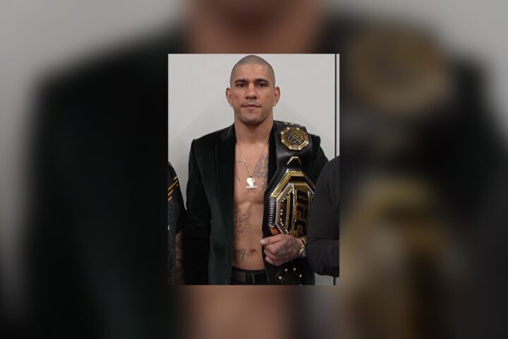 Alex Pereira tokom intervjua nakon UFC 300.