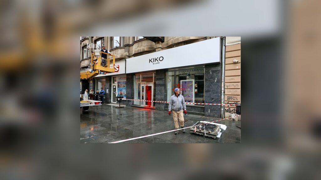 Radnje u sarajevskoj Ferhadiji nakon posipanja crvene boje.