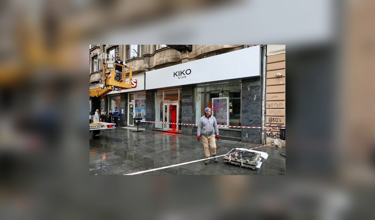 Radnje u sarajevskoj Ferhadiji nakon posipanja crvene boje.