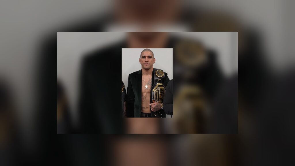 Alex Pereira s UFC pojasom.