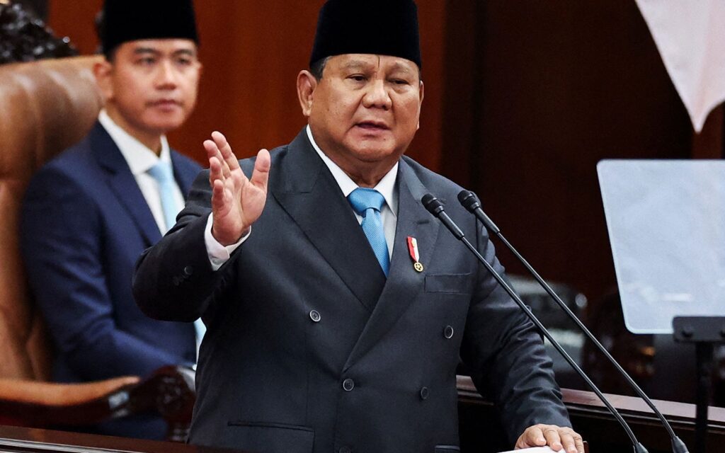 Indonezijski predsjednik Prabowo Subianto za govornicom.