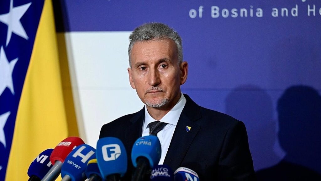 Ademović: Usvojeno osam zakona, ali kvorum i dalje pada kad nekome nešto ne odgovara