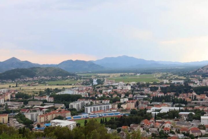 Beograd i vlasti RS guraju aerodrom u Trebinju, Dubrovnik upozorava na vodu