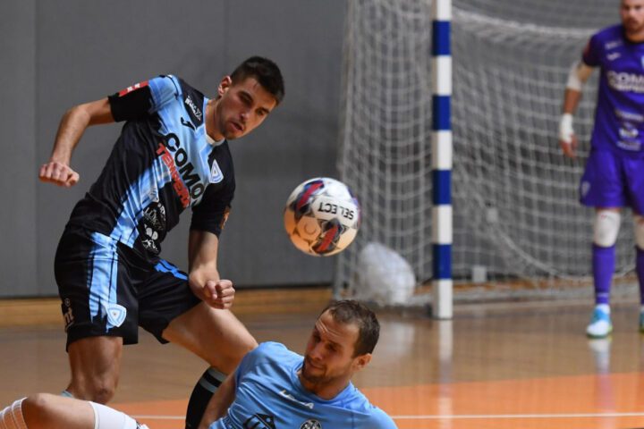 Futsal akcija s utakmice Crnica - Rijeka u četvrtfinalu doigravanja