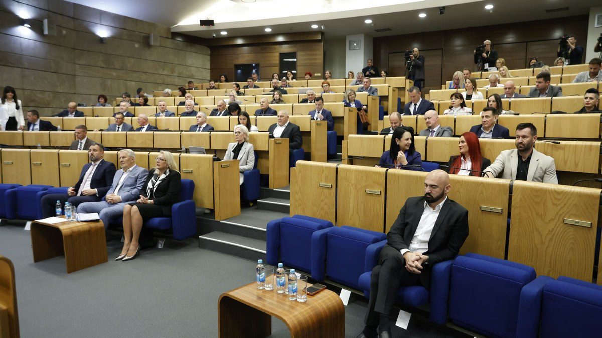 Doma naroda FBiH usvojio finansijske zakone, sporni prijedlozi ponovo otvorili podjele
