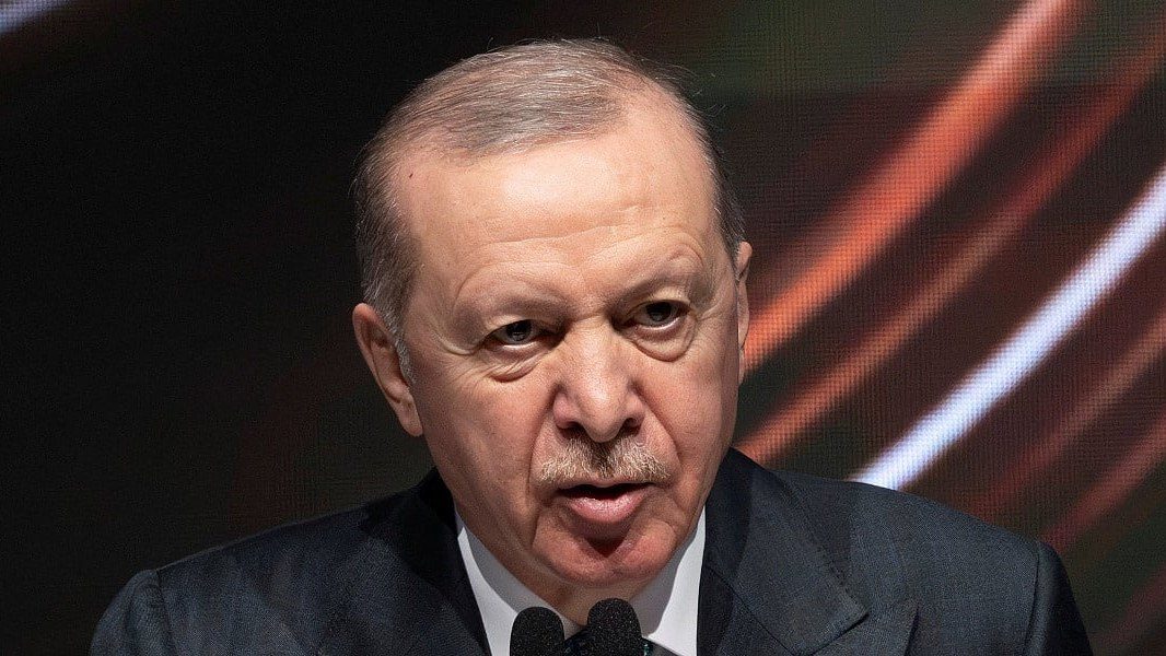 Erdogan potvrdio podršku Turske Emiratima u razgovoru s Mohamedom bin Zayedom