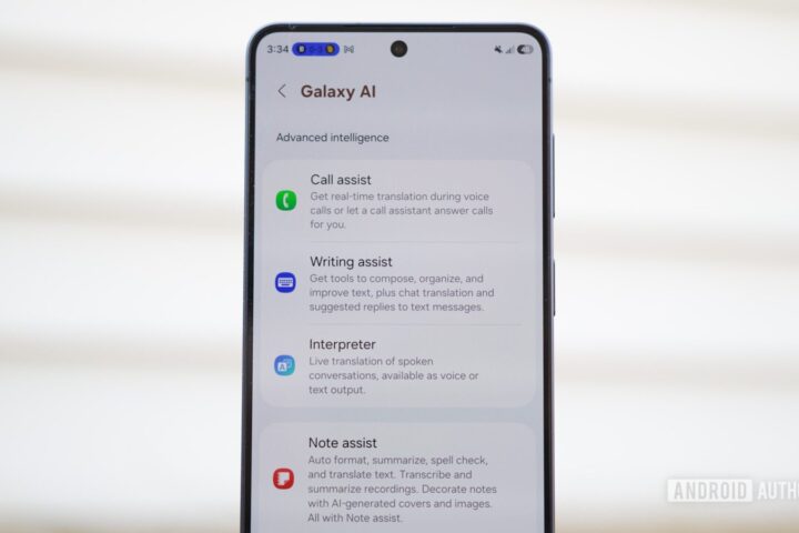 Galaxy AI i dalje ne ispunjava velika očekivanja, dok Google i Samsung pokušavaju dati smisleniji oblik mobilnoj umjetnoj inteligenciji