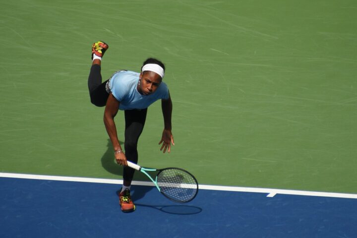 Coco Gauff na teniskom terenu tijekom treninga