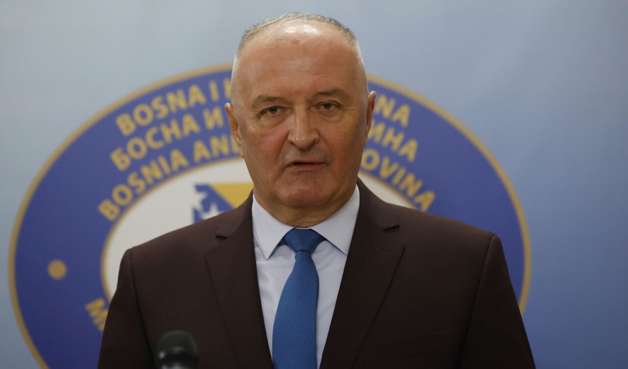 Helez u Turskoj potpisao ugovor o nabavi sanitetskog KIRPI-ja za Oružane snage BiH