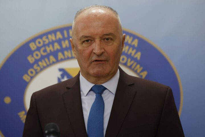 Helez u Turskoj potpisao ugovor o nabavi sanitetskog KIRPI-ja za Oružane snage BiH