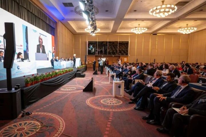 Krišto u Istanbulu: BiH spremna za snažnije gospodarsko otvaranje