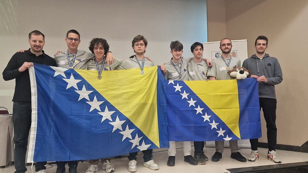 Mladi matematičari iz BiH osvojili dvije zlatne i tri srebrne medalje u Grčkoj