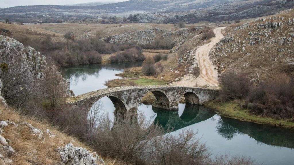Nevesinje upozorava na propadanje nacionalnih spomenika: Ovčiji brod i stećci bez ozbiljnije obnove