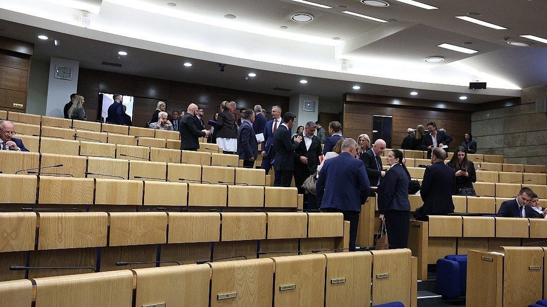 NiP i HDZ u sporu oko zakona, otkazana sjednica Predstavničkog doma FBiH