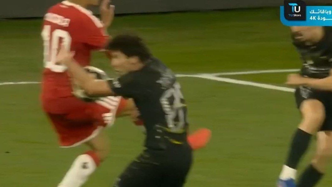 Pinheiro razljutio Bayern zbog dvije sporne odluke protiv PSG-a