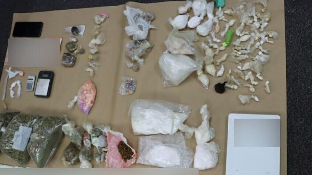 Policija u Novom Zagrebu pronašla više od kilograma amfetamina i niz drugih droga