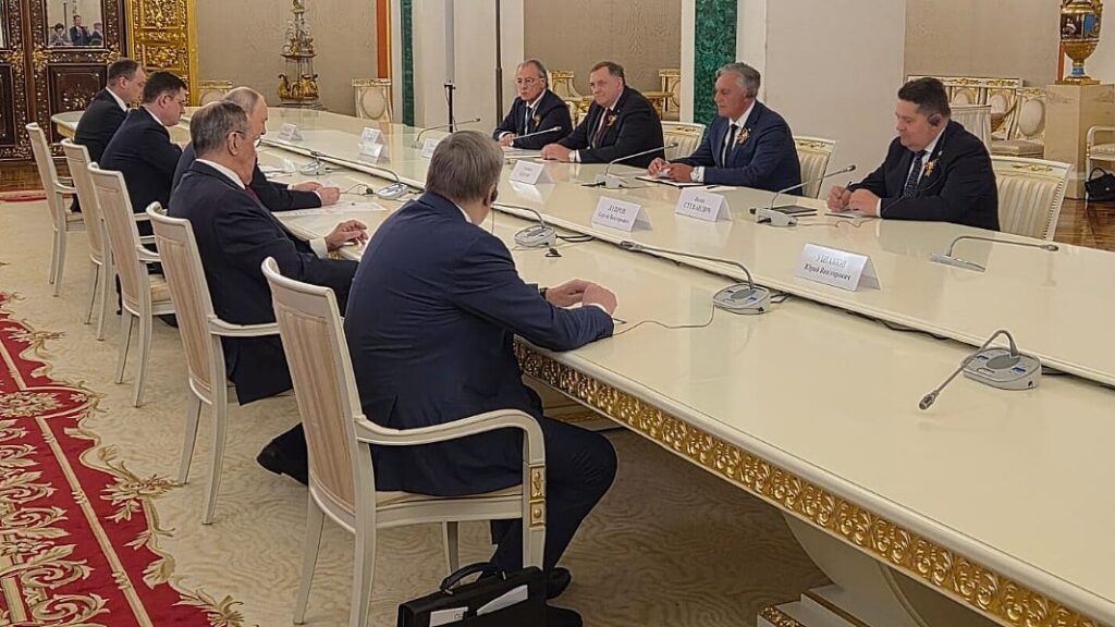 Putin u Kremlju primio Dodika, Karana i Stevandića