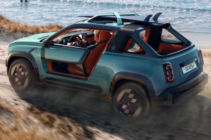 Renault R4 JP4x4 konceptni beach buggy uz more