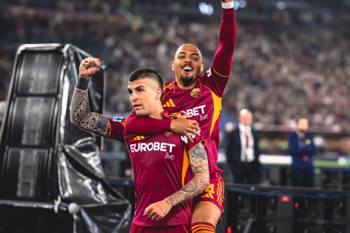 Roma deklasirala Fiorentinu i prišla Juventusu na bod
