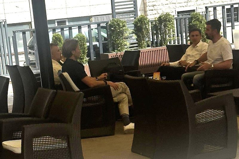 Sastanak Sanina Mirvica, Harisa Slate i Marka Marica