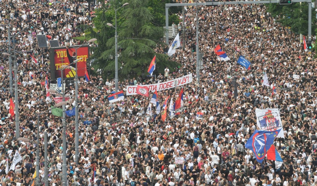 Studenti nakon nereda u Beogradu optužili kriminalce i policiju