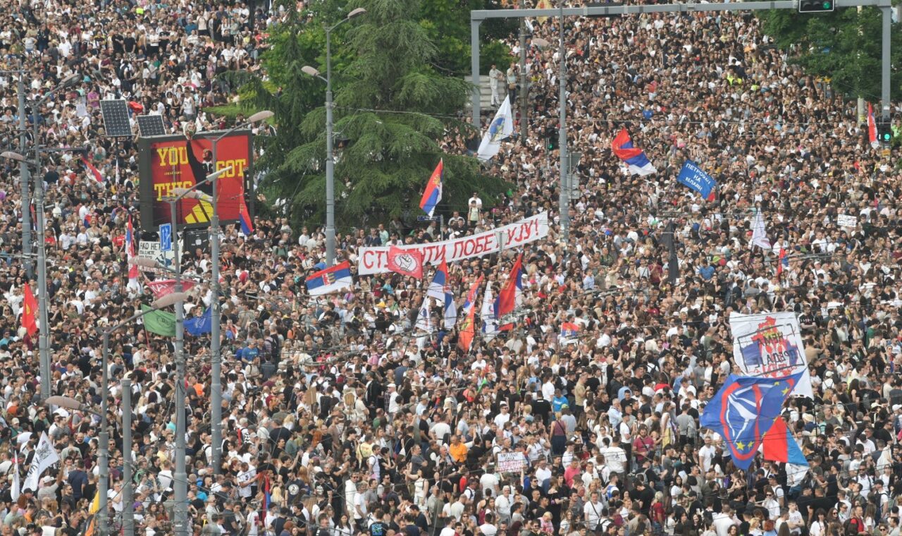 Studenti nakon nereda u Beogradu optužili kriminalce i policiju