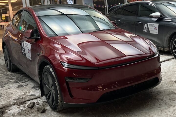 Tesla Model Y 2026