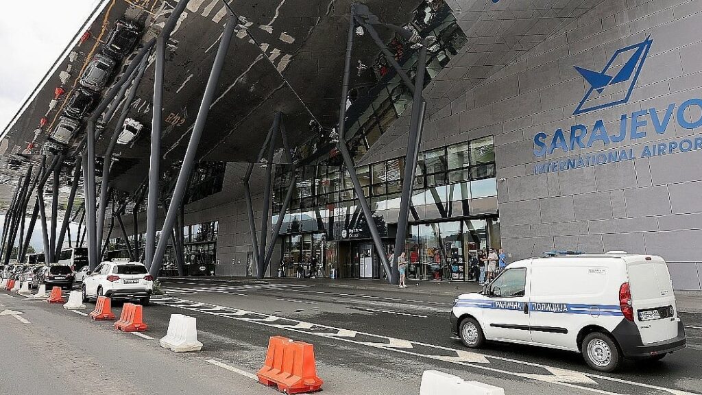Vlada FBiH izdvojila gotovo 15 miliona KM za aerodrome, poštu i gašenje požara iz zraka