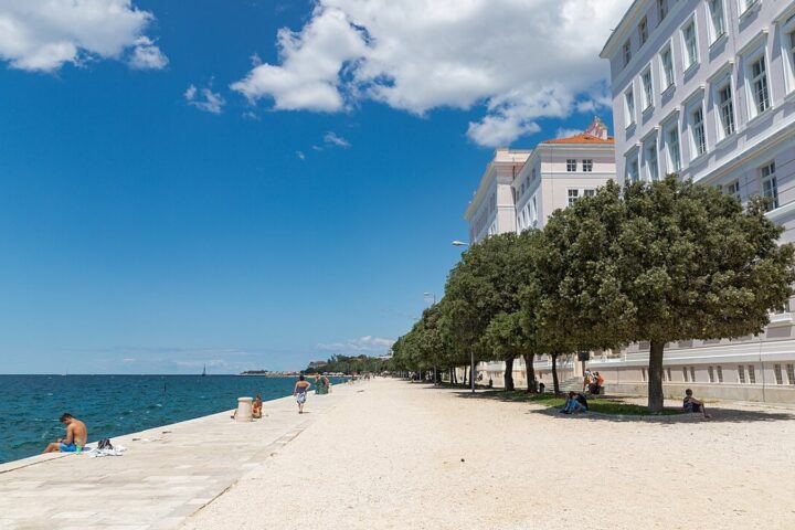 Zadarska županija ukida ograđene plaže pod novim pravilima