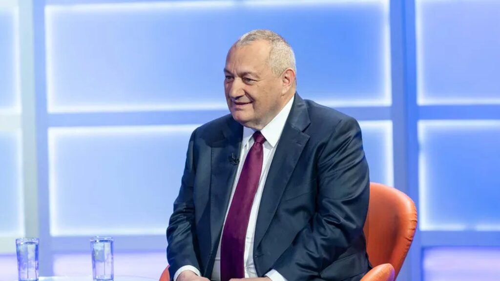 Srđan Milivojević u televizijskom studiju.