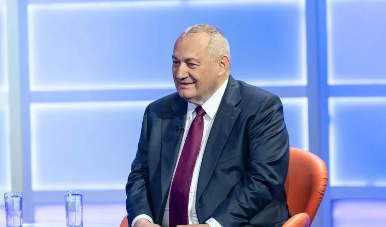 Srđan Milivojević u televizijskom studiju.