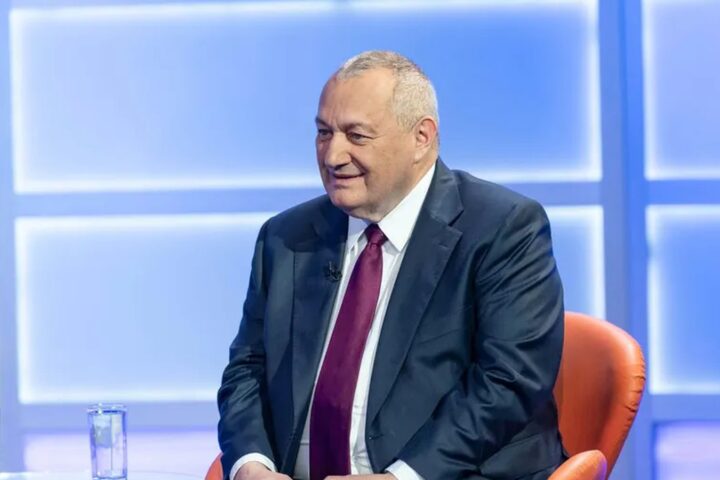 Srđan Milivojević u televizijskom studiju.