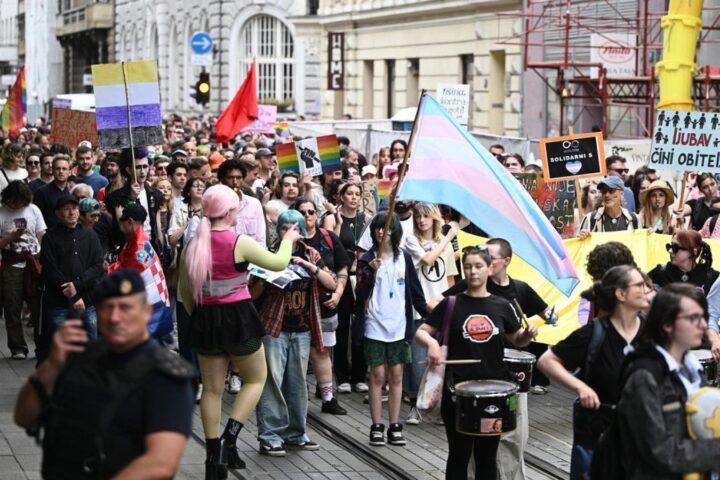 Zagreb Pride povorka u centru grada.