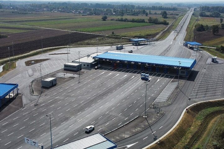 Granični prijelaz Gradiška.