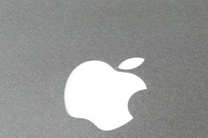 Apple bi novi događaj za iPhone mogao održati u drugoj sedmici septembra, a uz Pro modele se spominje i prvi sklopivi iPhone