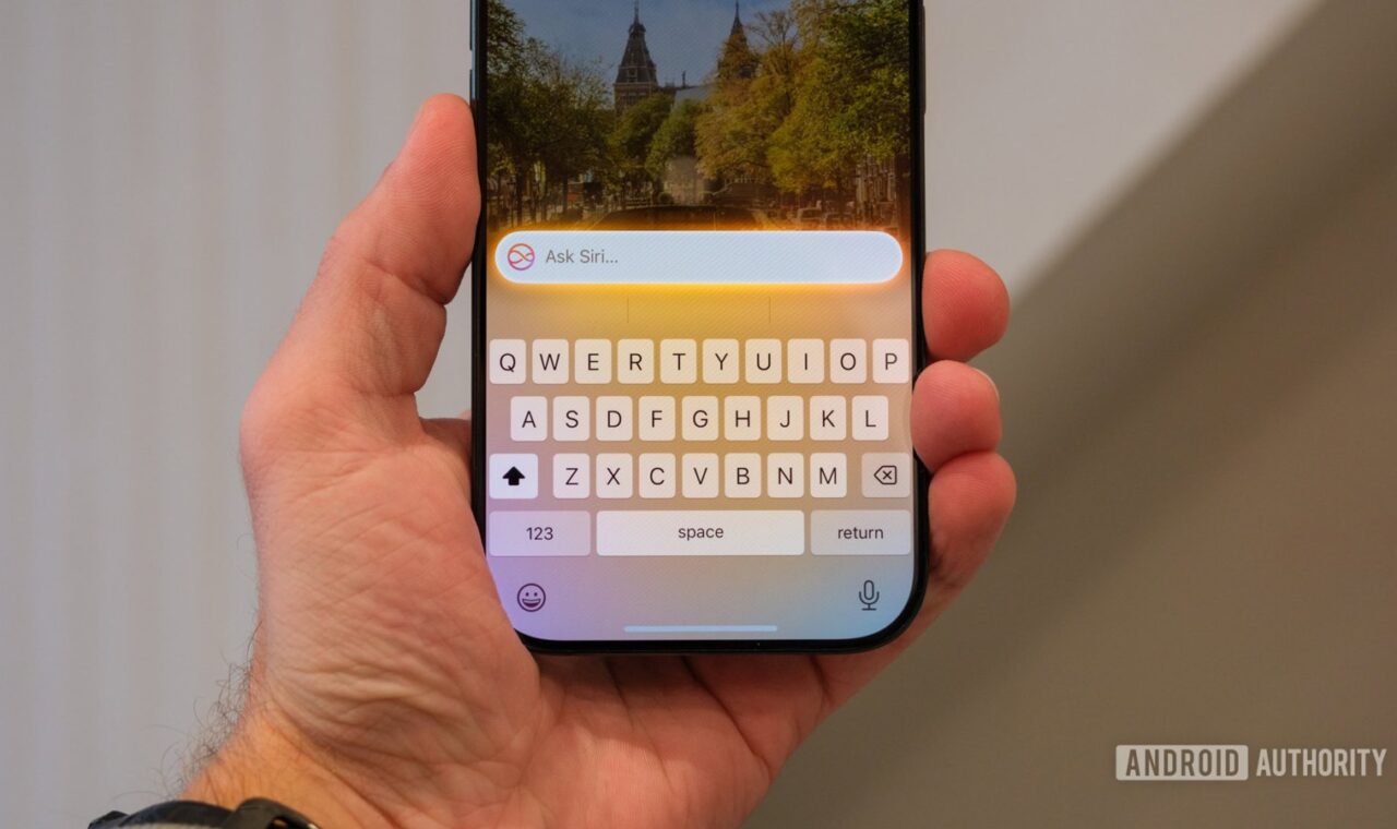 Apple na WWDC-u predstavio Siri s AI mogućnostima koje podsjećaju na Gemini