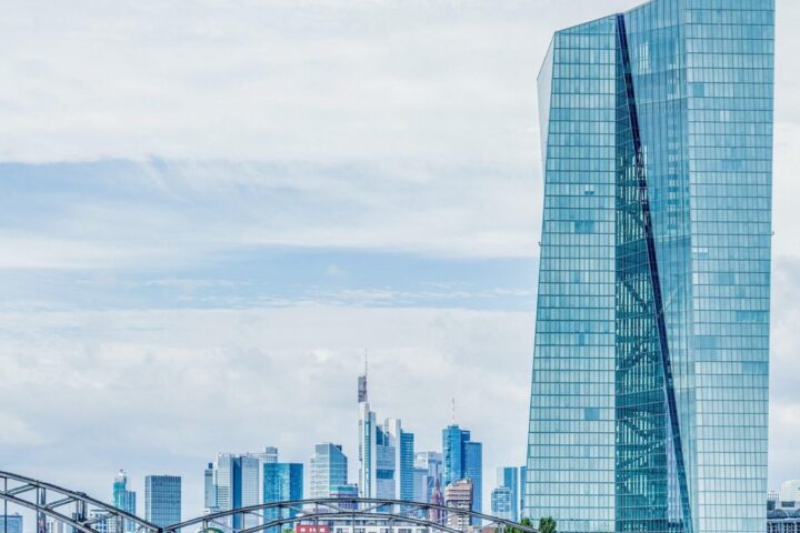 ECB: Euro u 2025. umjereno učvrstio međunarodnu poziciju, udio dosegnuo oko 20 posto