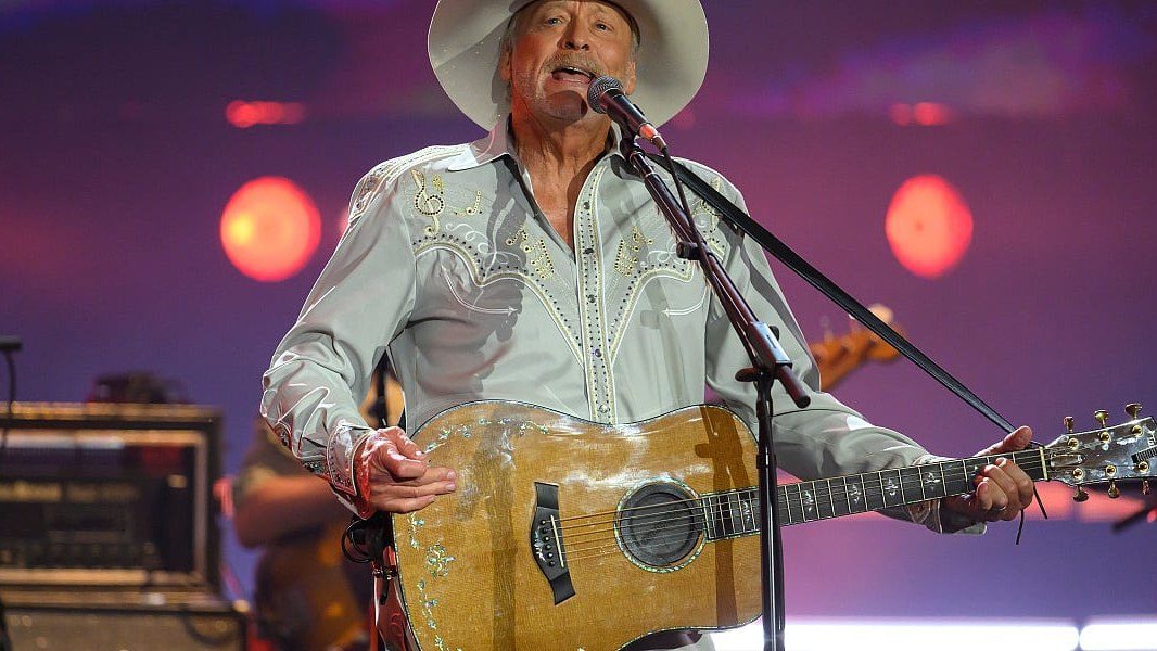 Emotivna večer u Nashvilleu: Alan Jackson održao oproštajni koncert pred hiljadama fanova