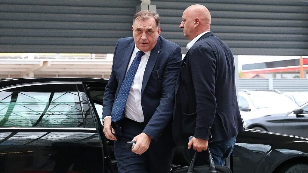 Emrić iznio detalje anonimne prijave protiv Džuve i Kajganića: tvrdi da je Dodik doveden u Sud BiH vozilom OSA-e