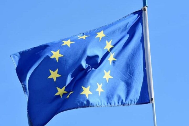 EU od 1. jula uvodi privremenu carinu od tri eura na niskovrijedne pakete izvan Unije