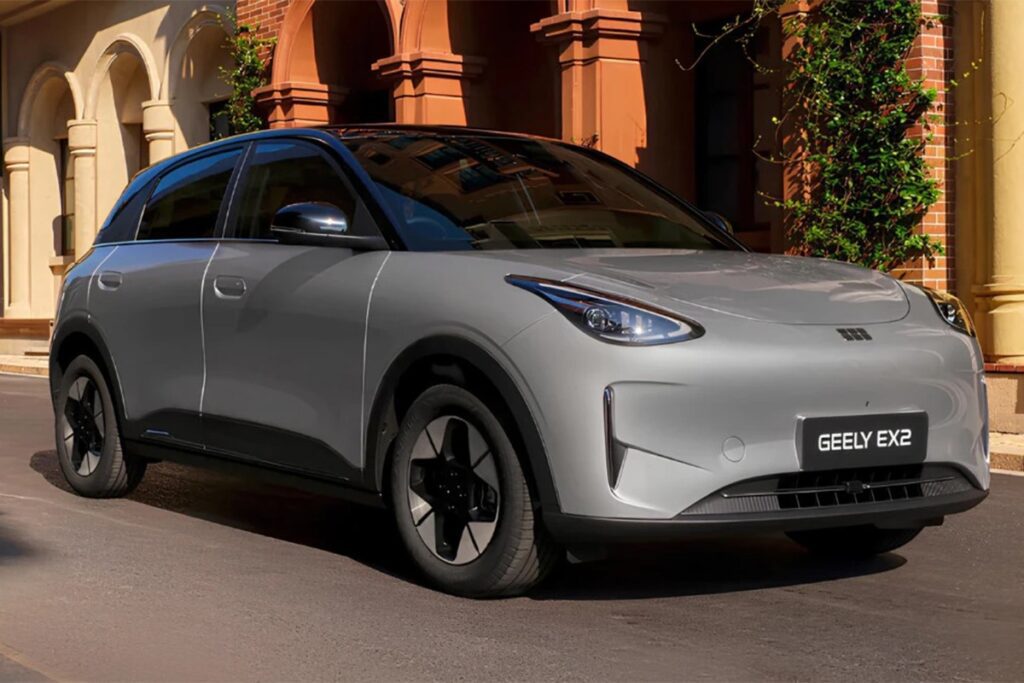 Geely priprema EX2 za Europu: mali električni crossover s dometom do 325 km