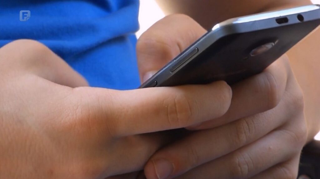 Građani BiH i dalje skupo plaćaju roaming u EU, zakon tek u proceduri