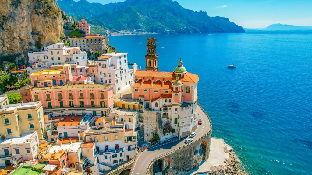 Guardian Travel traži preporuke za europske hotelske bisere uz more koji nude dozu glamura bez velikog troška