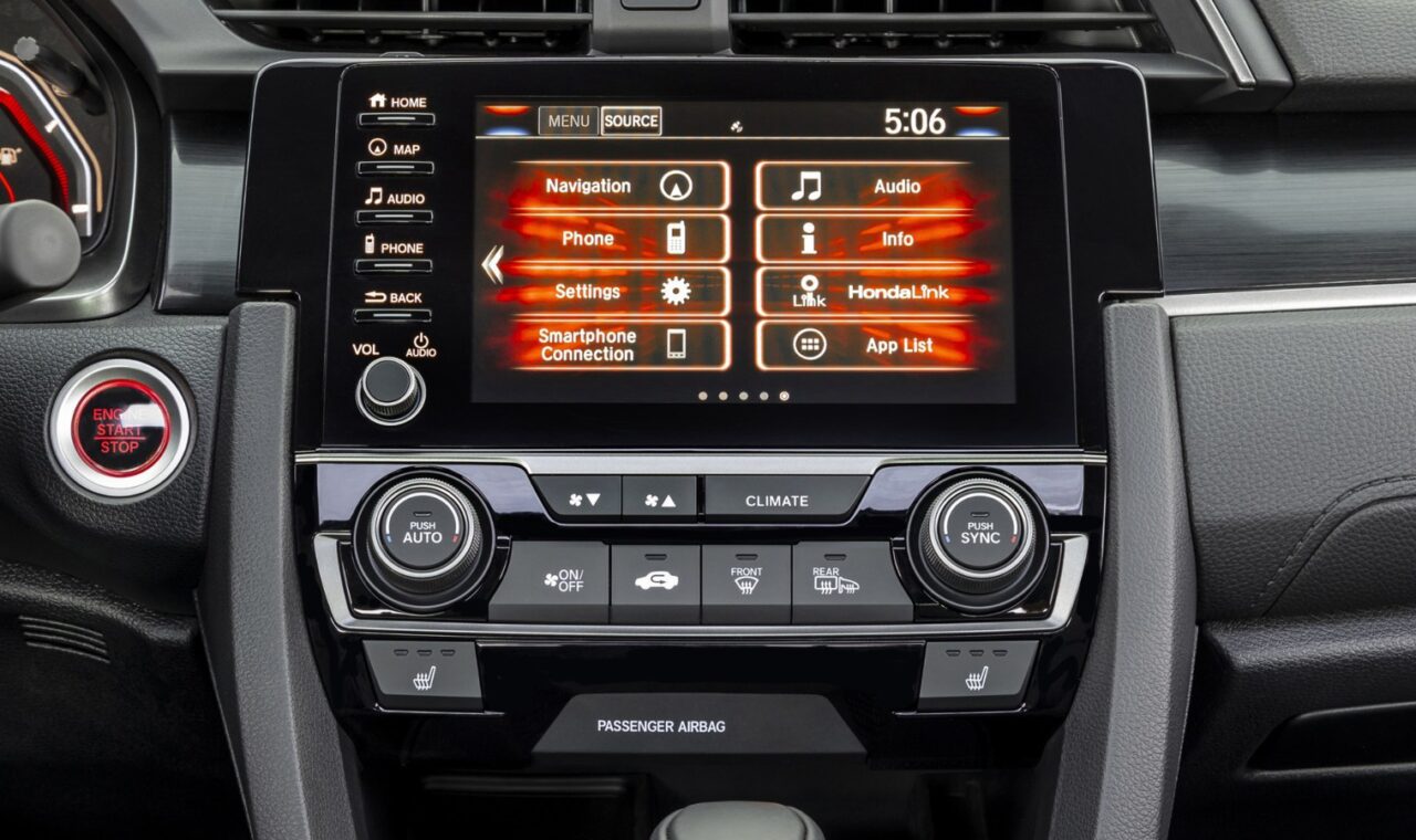 Honda Civic infotainment sustav navodno se može kompromitirati putem USB-a zbog javno poznatih Android testnih ključeva